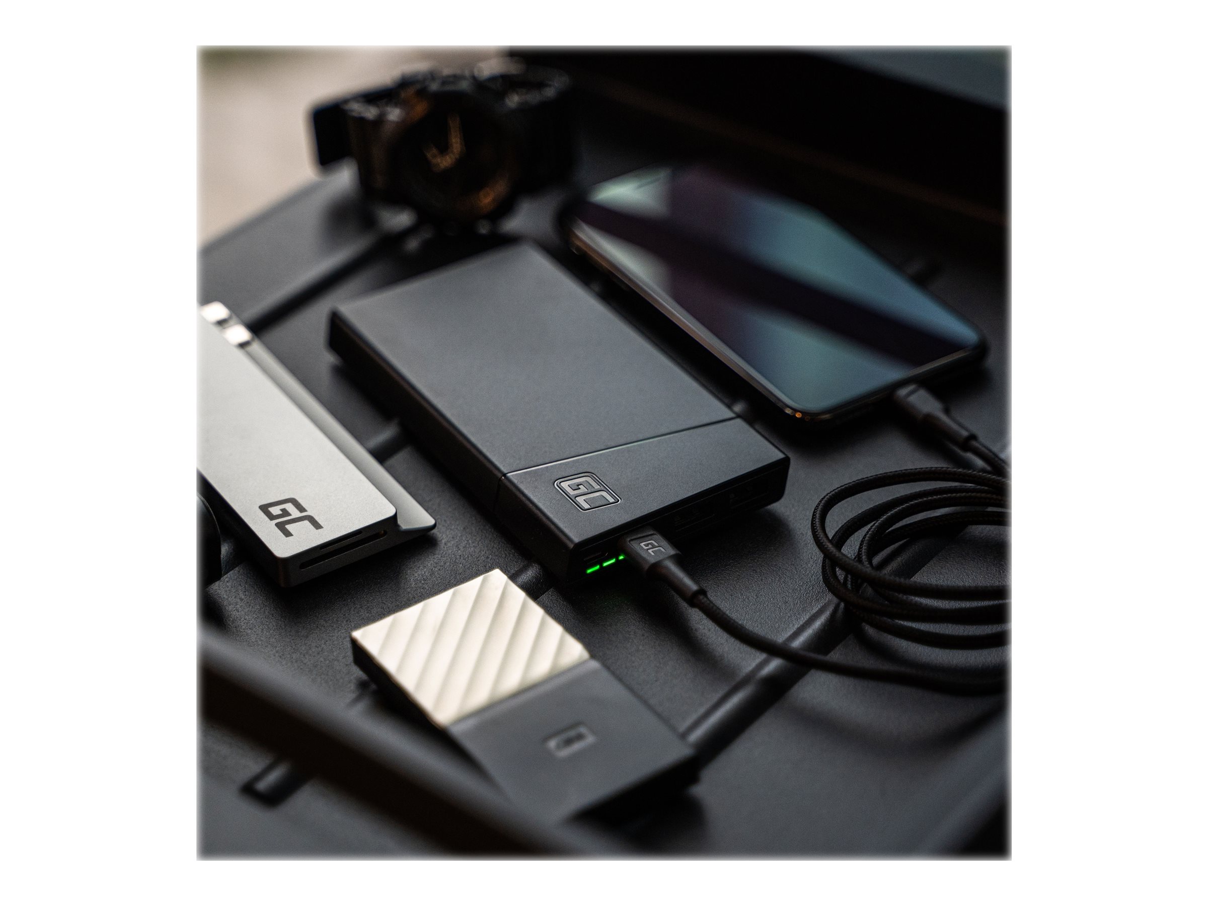 Green Cell PowerPlay 10S Powerbank - Li-Pol - 2 x USB
24 pin USB-C - 18 Watt