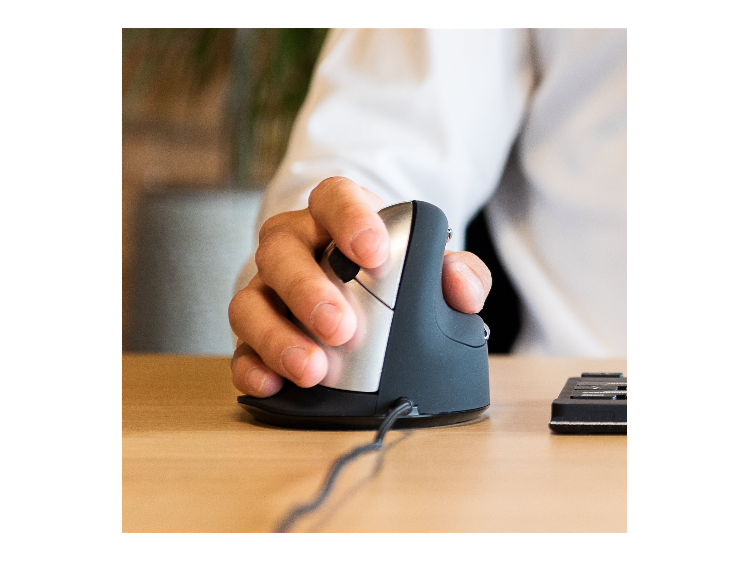 R-Go Ergonomische Maus HE Break - vertikale Maus - USB - Schwarz