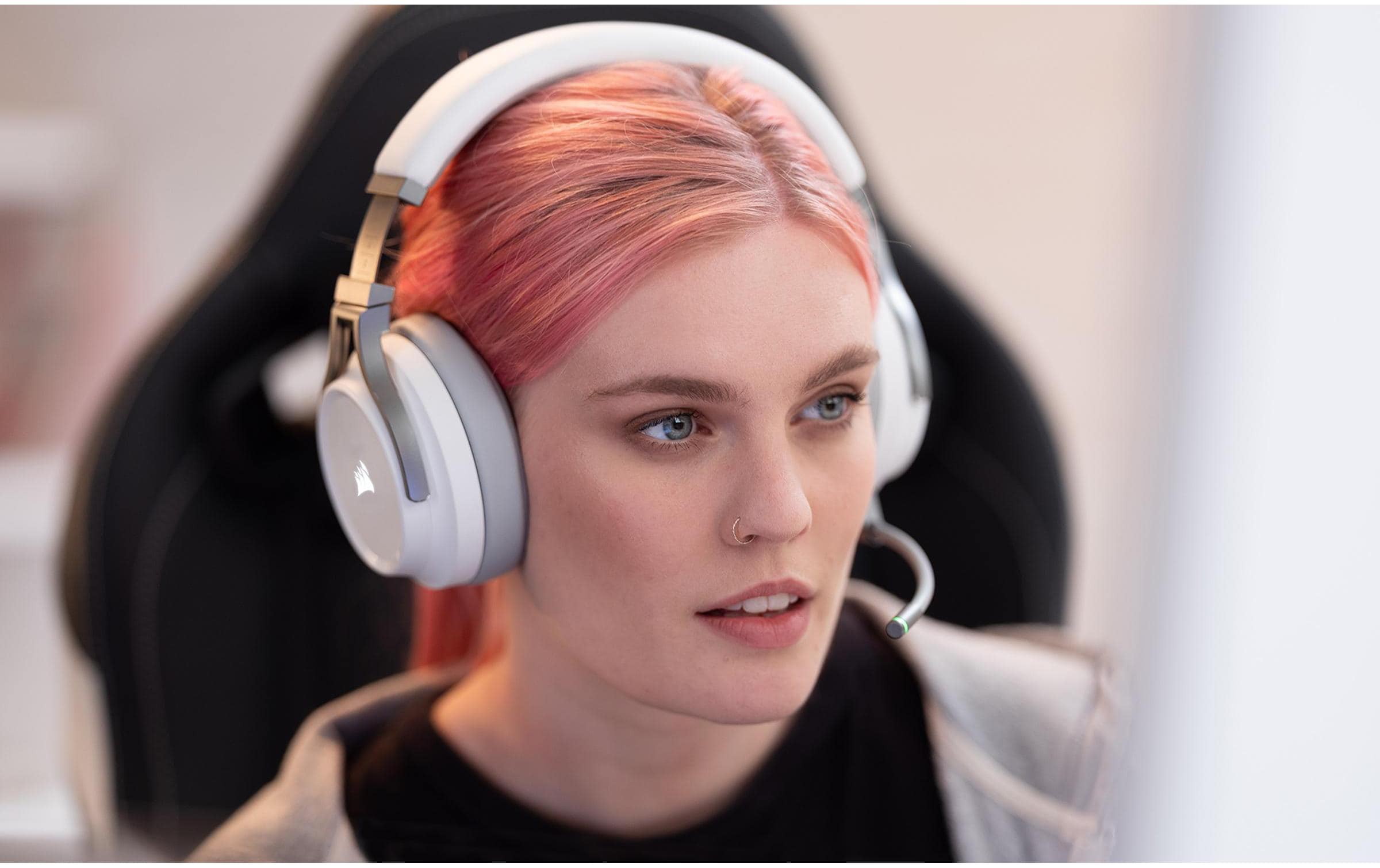 CORSAIR Gaming VIRTUOSO RGB - Headset - ohrumschließend - 2,4 GHz - kabellos - USB, 3,5 mm Stecker - weiß