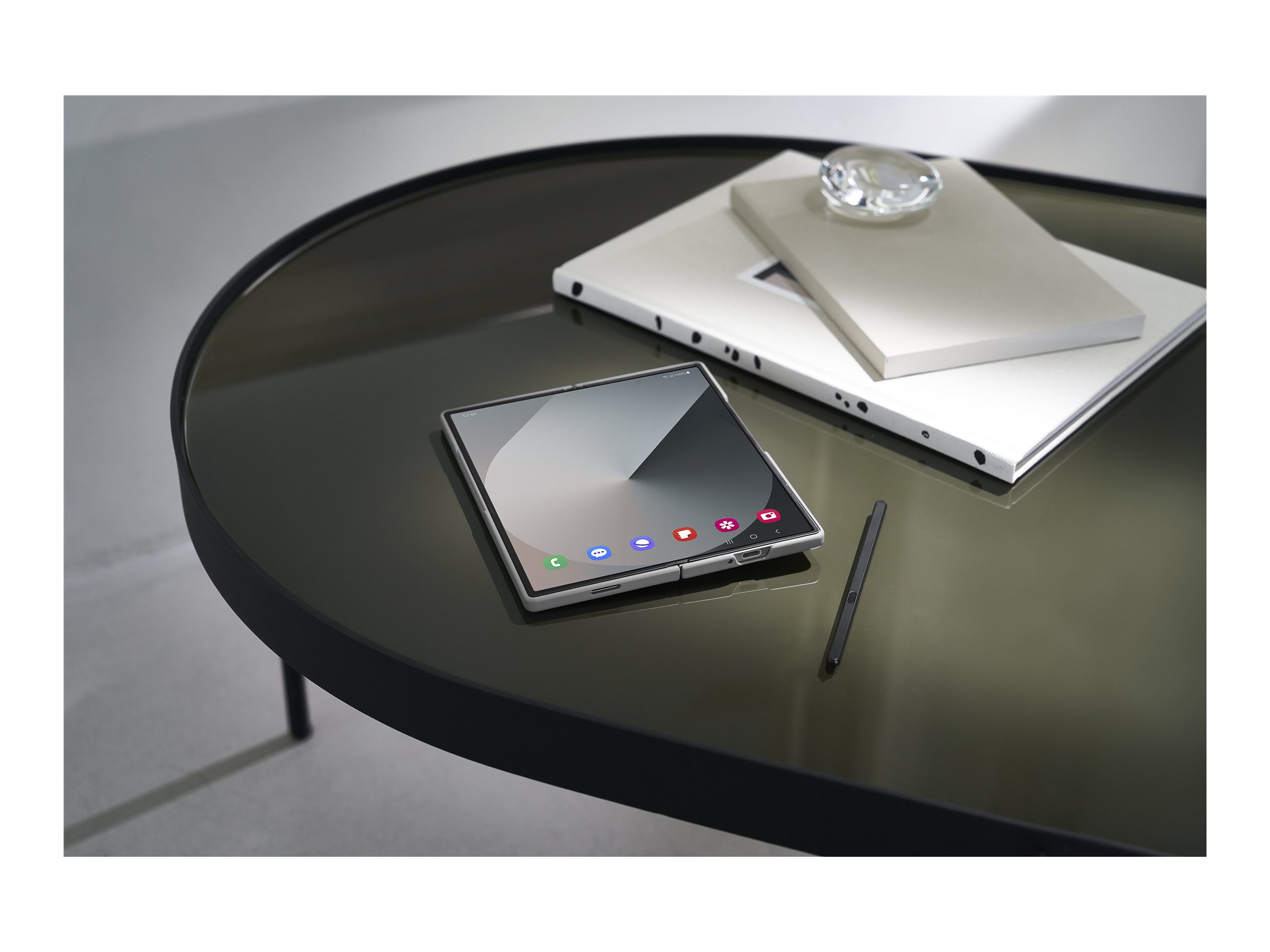 Samsung Galaxy Z Fold6 - Silver Shadow - 5G Smartphone - 256 GB - GSM