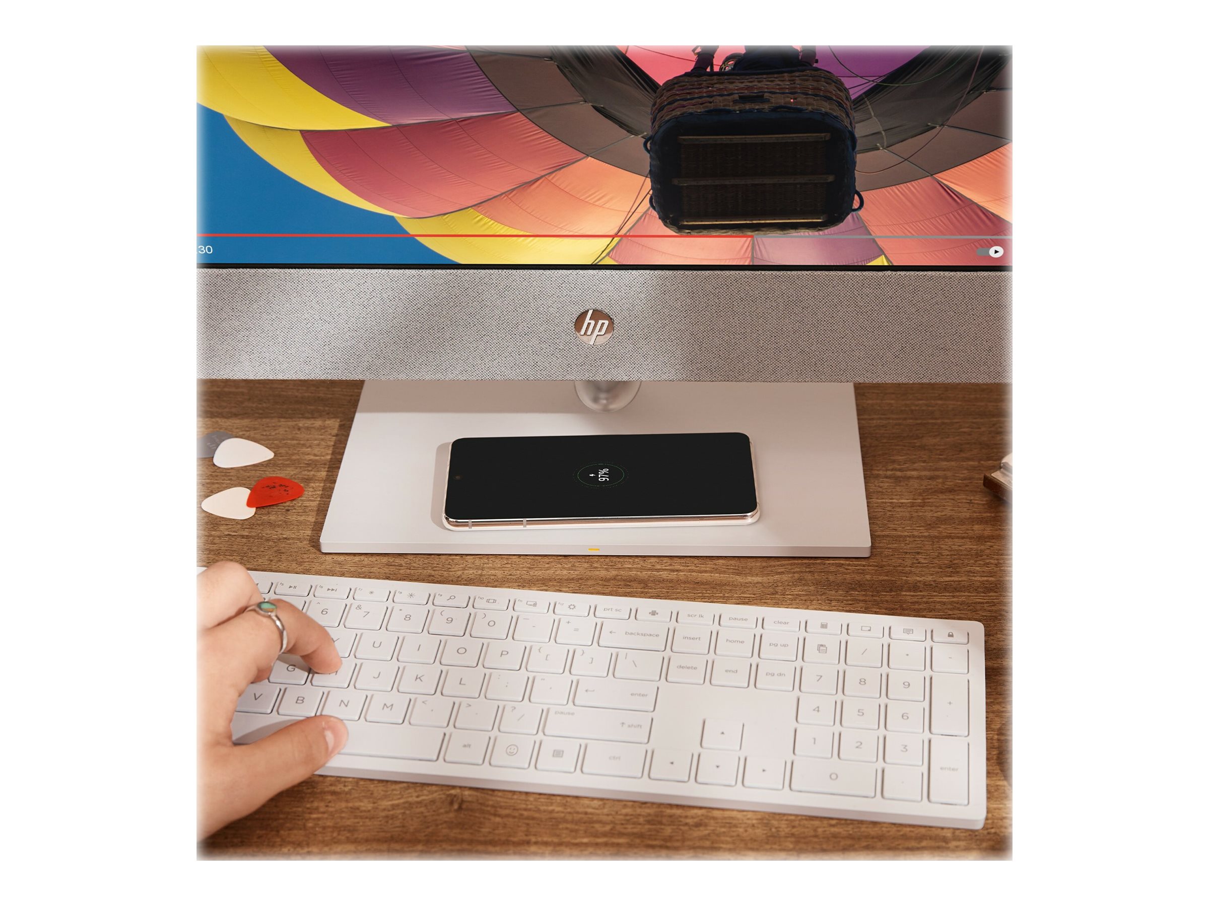HP Pavilion 24-ca0400ng - All-in-One (Komplettlösung) - Ryzen 5 5500U 2.1 GHz - 16 GB - SSD 512 GB - LED 60.5 cm (23.8") - Deutsch